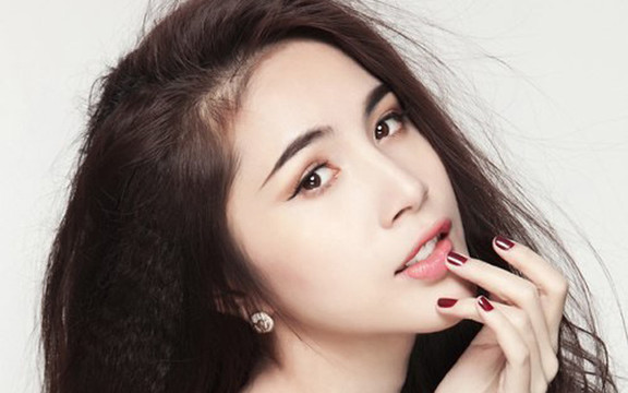 Cắt Tóc Ánh Hồng - Châu Thượng Văn