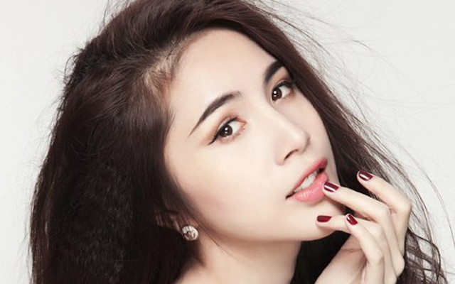 Cắt Tóc Ánh Hồng - Châu Thượng Văn
