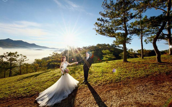 Royal Wedding - Ông Ích Khiêm