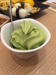 MATCHA ICE CREAM