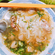 Phở tái + viên 25k