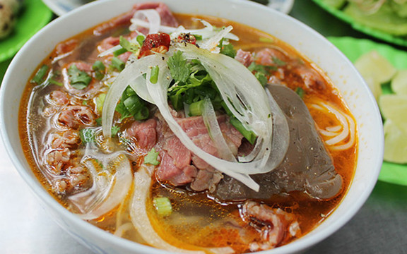 Bún Bò Cô Dung