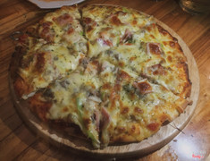 Pizza khá ngon và chất lượng 