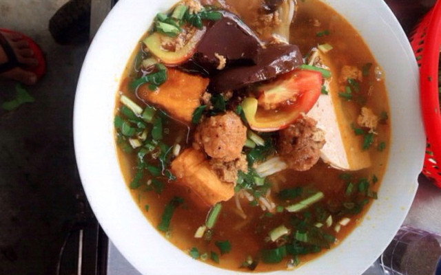 Sơn Quán - Hủ Tiếu & Bún Riêu