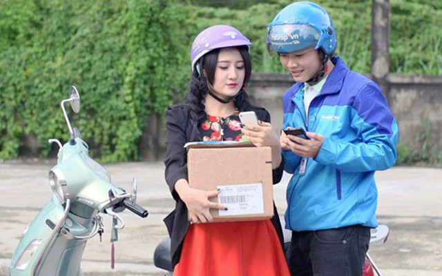 Quân Nga - Chuyển Phát Nhanh