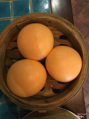 bánh bao trứng muối