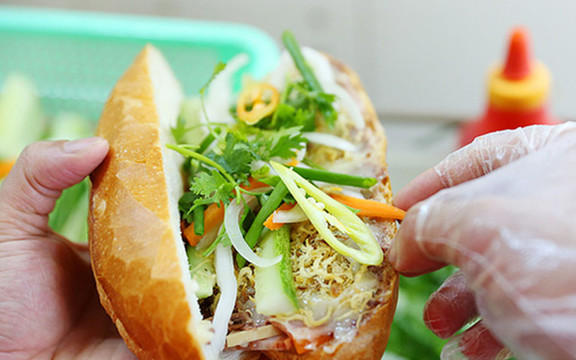 Bánh Mì Bon Bon