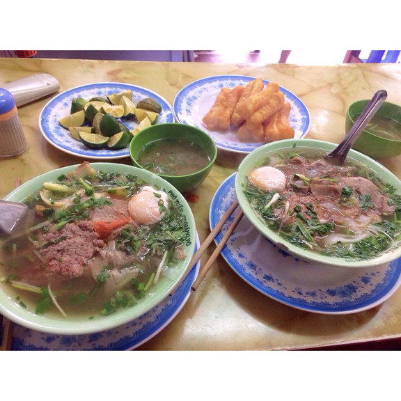 Mạnh Thắng - Phở Bò, Lẩu Bò & Cơm Rang