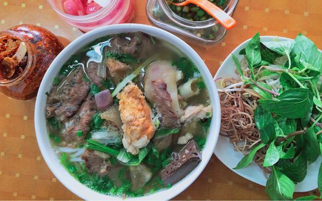 Thu Thùy - Bún Bò Huế