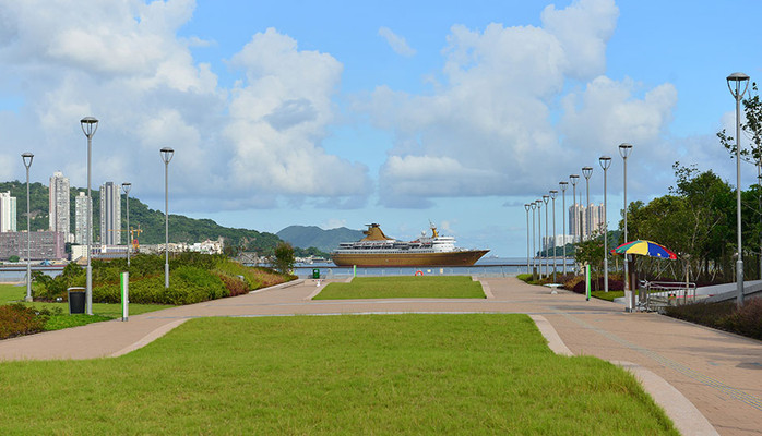 Kai Tak Runway Park