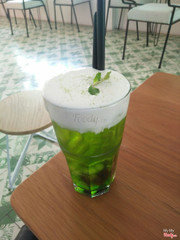 Trà xanh machiato