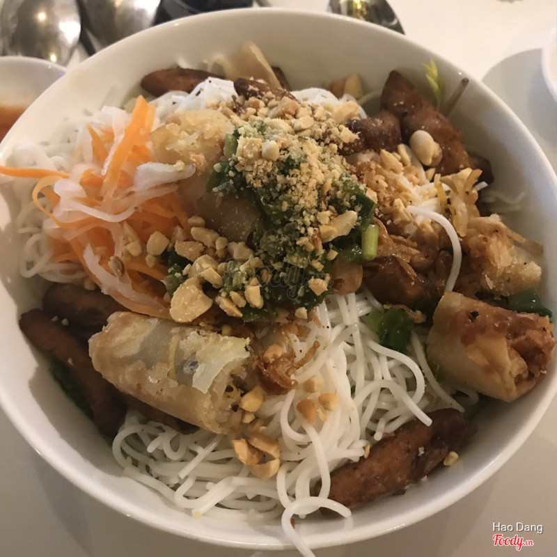 Bún Chả Giò