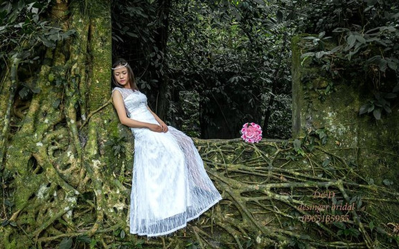 D&D Designer Bridal