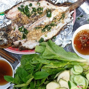 cá lóc đồng nướng (120k/con 0,5kg)