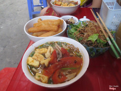 Bún riêu cua đầy đủ