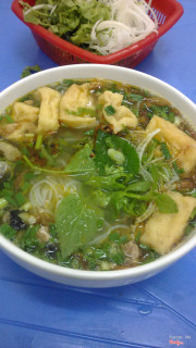 bún riêu cua ốc đậu rán