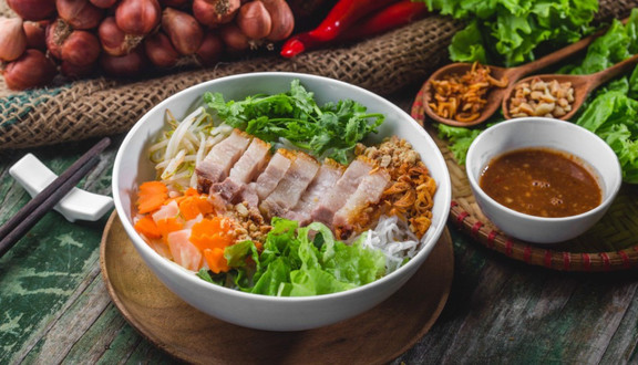 Bé My - Bún Mắm, Bún Chả Cá & Bánh Bèo - Khúc Hạo