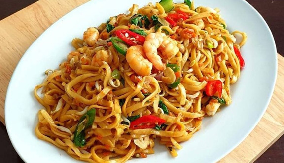 Như Ý - Cơm Chiên Gà Xối Mỡ & Hủ Tíu Mì Xào Bò