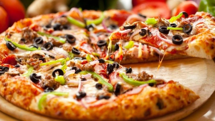 Pizza Hân - Vũ Mộng Nguyên