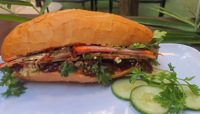 Bánh Mì Miền Trung - Hồ Văn Long