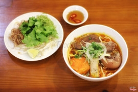 Bún Bò Đặc Biệt