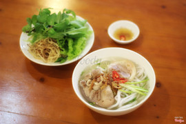 Bánh Canh Đặc Biệt