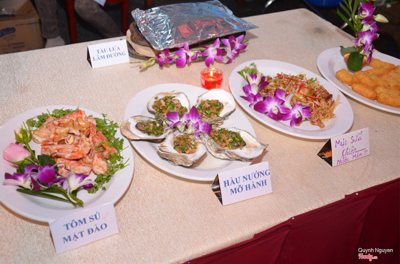 Các món nhà hàng giá cực bình dân