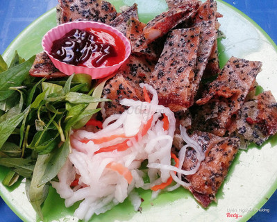 Bánh tráng trứng mực