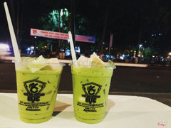 Trà sữa matcha khúc bạch