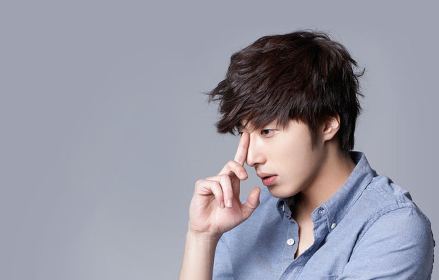 Cắt Tóc Nam Tuyết Trinh