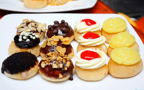 Phú Quý Bakery