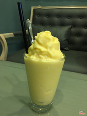 Mango smoothie