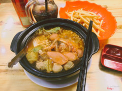 Combo mì kim chi bò + coca with khoai tây chiên