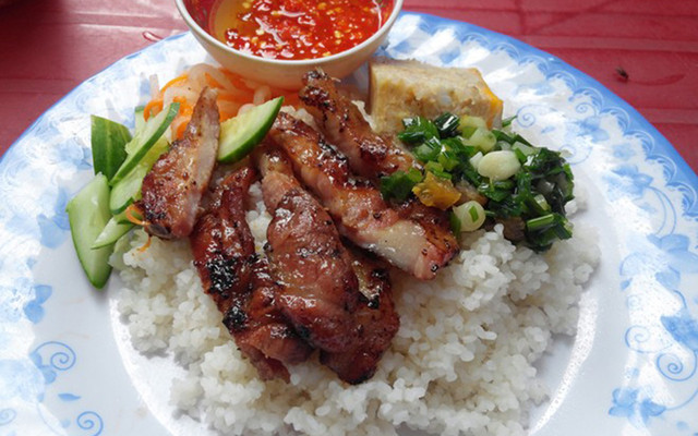 Cơm & Phở Bình Dân - Nguyễn Đình Chiểu