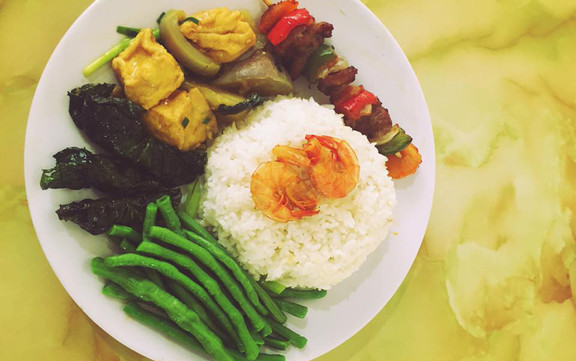 Cơm Gia Đình - Đền Lừ 2