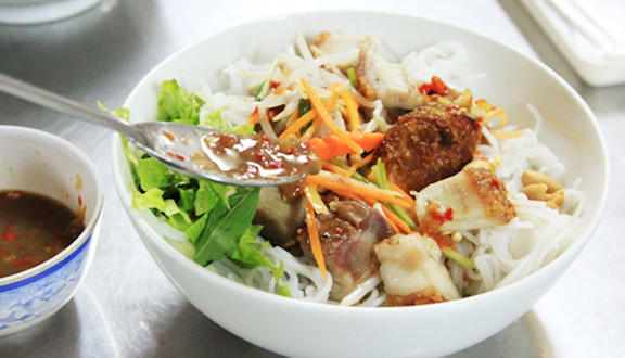 O Vân - Bánh Canh & Bún Mắm Nêm