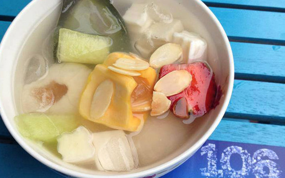 Chè Khúc Bạch Takeaway - Trần Khắc Chân