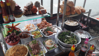 quầy bánh mì hấp dẫn