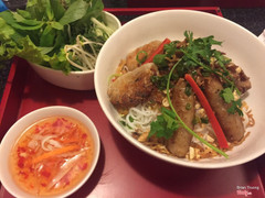 Bún thịt nướng