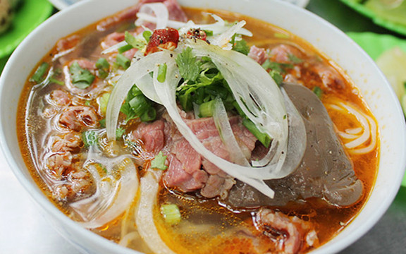 Bún Bò Huế Huyền Như - Trần Hưng Đạo