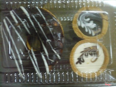 Donut scl và 2 bánh tart vani và scl