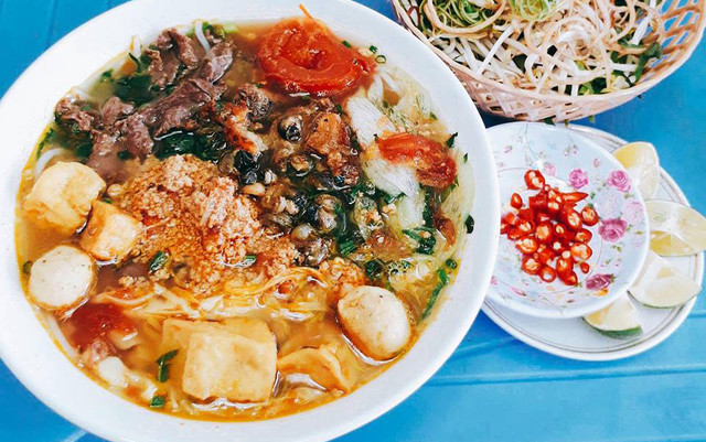 Bún Ngan & Bún Bò - Dương Đình Nghệ