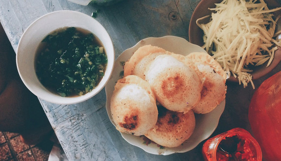Bánh Căn Bà Thừa