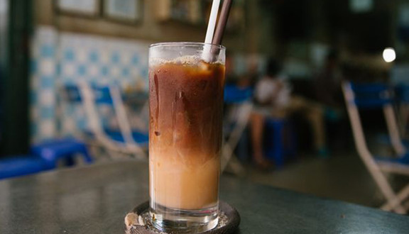 Tháp Sơn Cafe