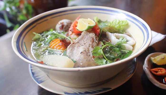 Hủ Tiếu Dì Ba - Phan Huy Ích