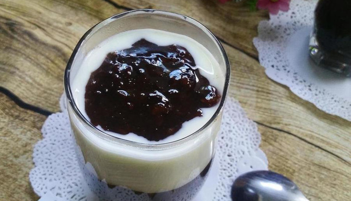 Sữa Chua Nếp Cẩm Tiktiktok