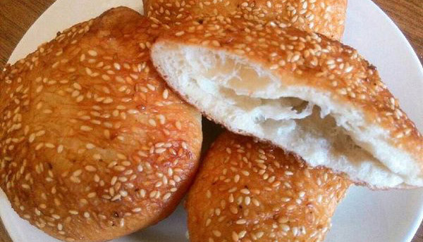 Bánh Tiêu & Bánh Bao Chiên - Trần Cao Vân