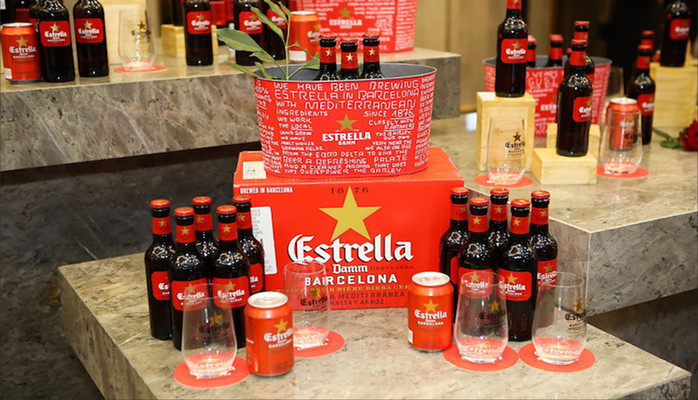 Bia Estrella Damm - Thời Đại