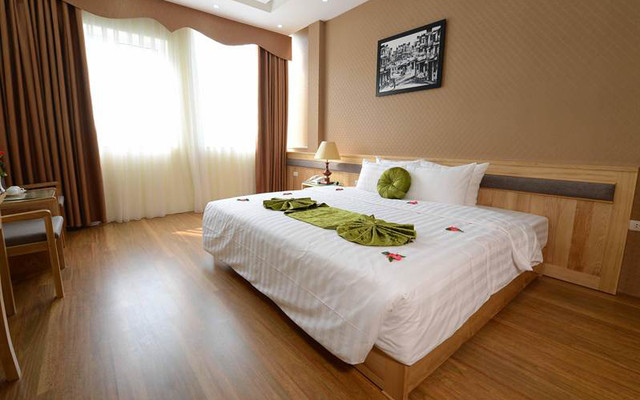 Blue Hanoi Inn Hotel - Chân Cầm