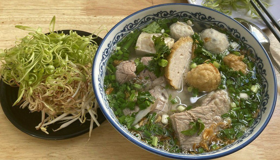 A Bom - Bún Mọc & Bánh Canh